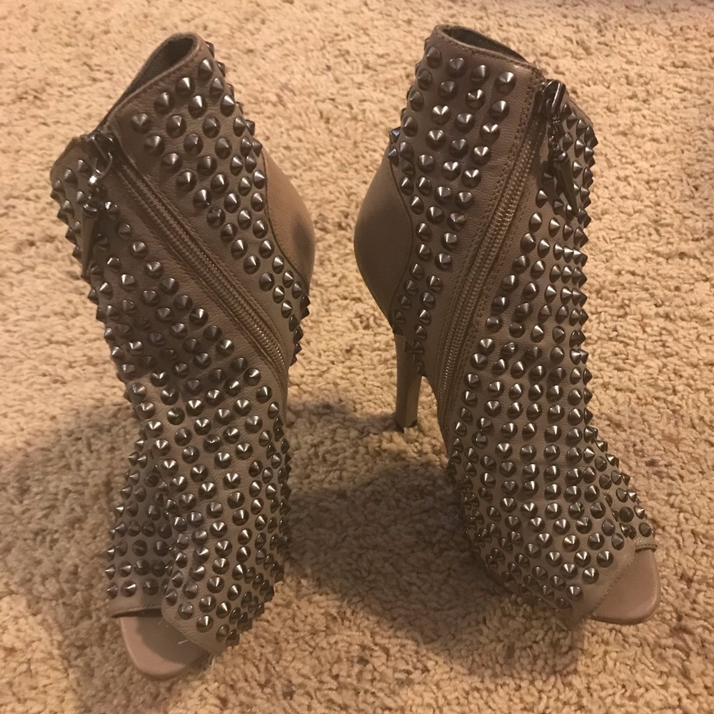 Rock & Republic studded booties